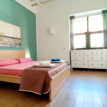 Casa Vacanza San Crispino, Boccetta. Messina Exteriör bild