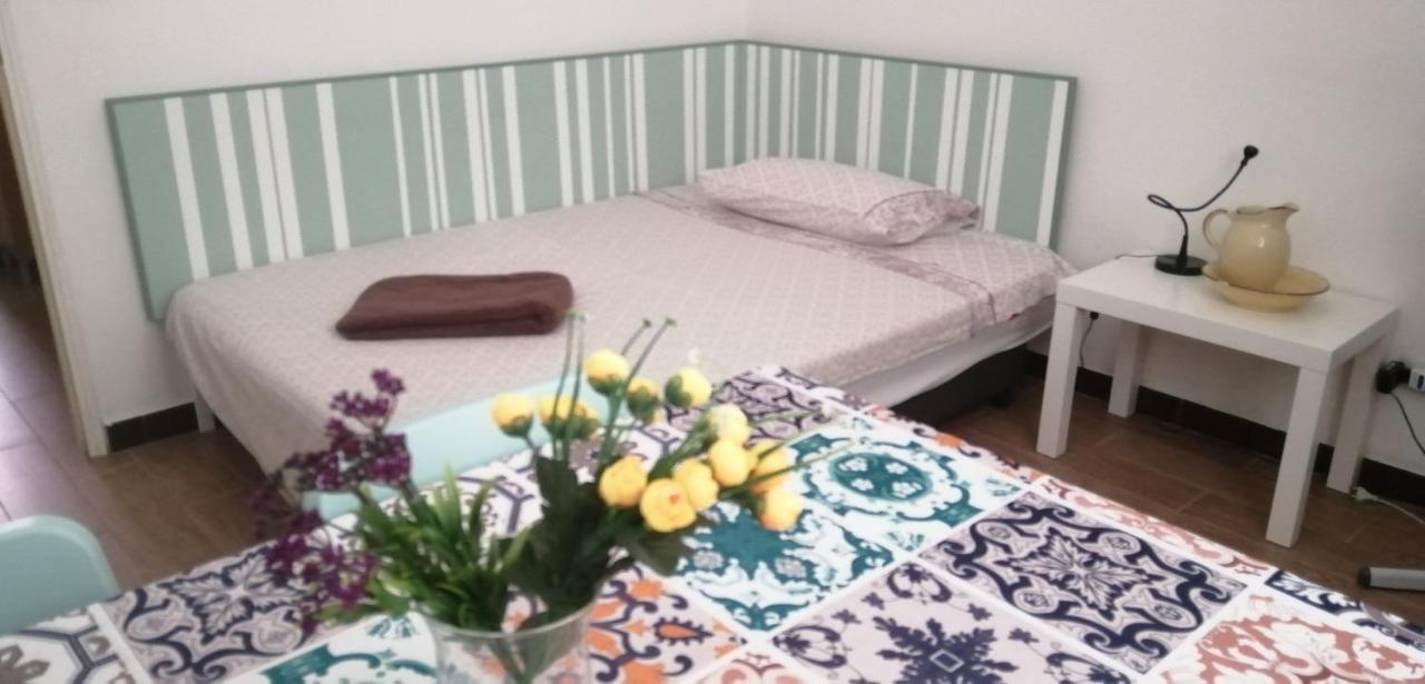 Casa Vacanza San Crispino, Boccetta. Messina Exteriör bild